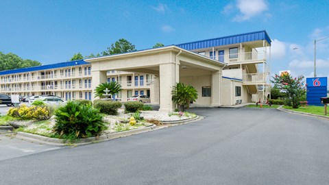 Motel 6 Pooler, GA - Savannah Airport