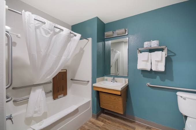 WoodSpring Suites Lexington Southeast photo 3