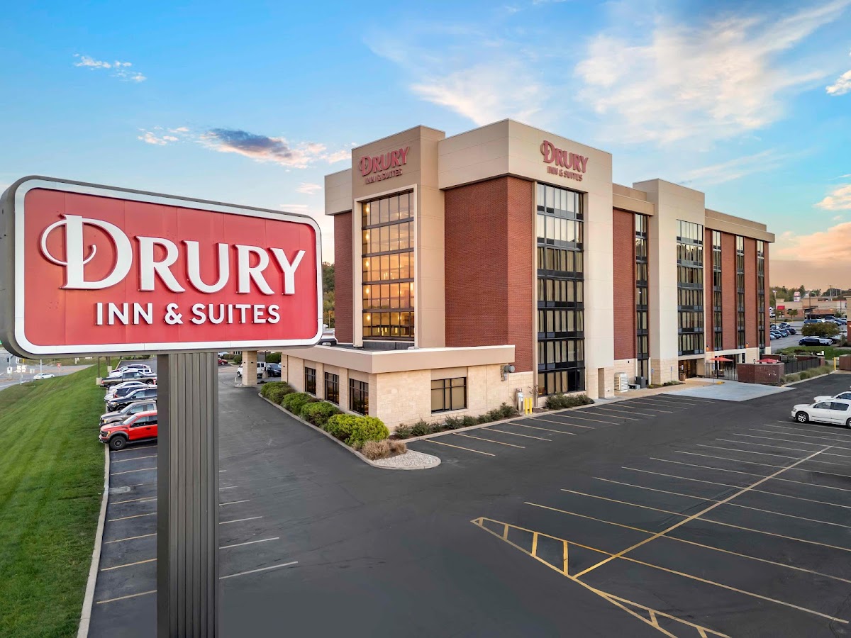 Drury Inn & Suites St. Louis Southwest