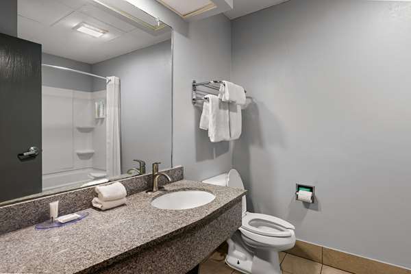 Clarion Pointe Hinesville near Fort Stewart photo 3
