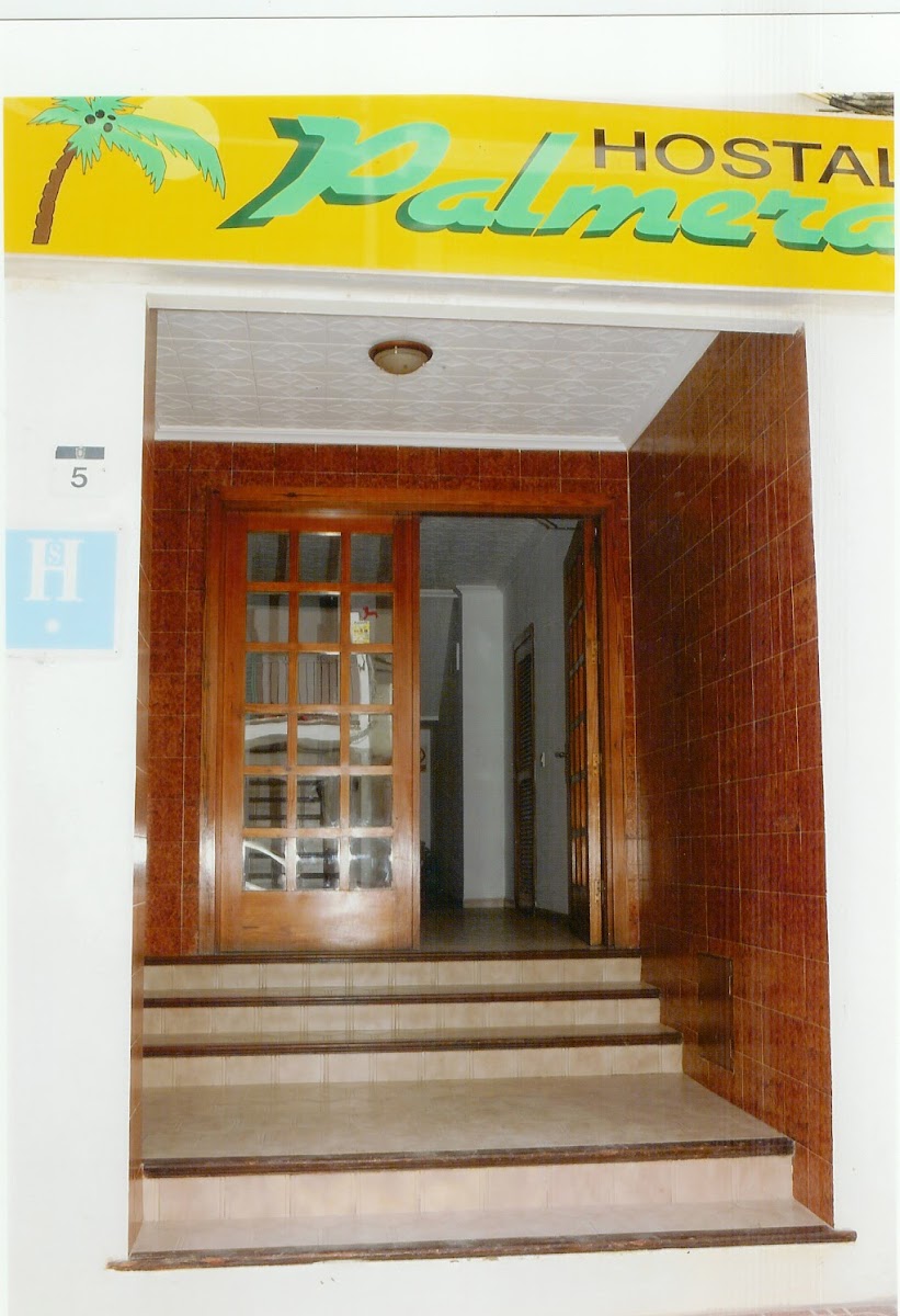 HOSTAL PALMERA