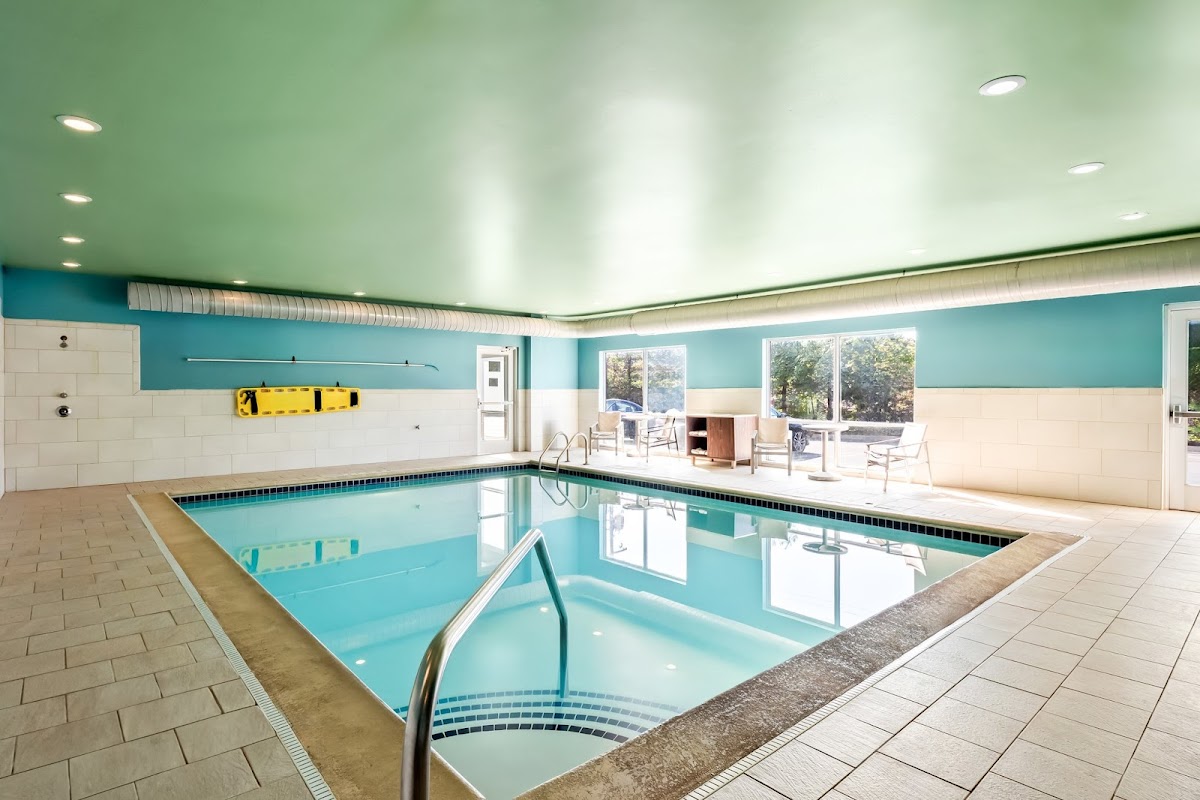 Holiday Inn Express & Suites Detroit Northwest - Livonia by IHG photo 3