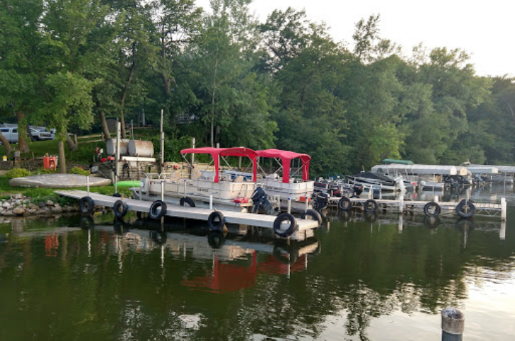 Island View Resort on Nest Lake photo 2