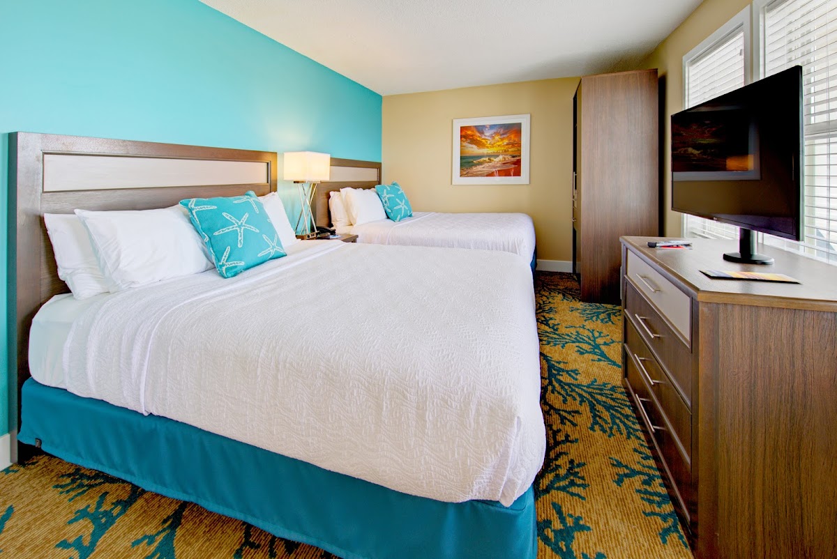 Commander Hotel & Suites photo 2
