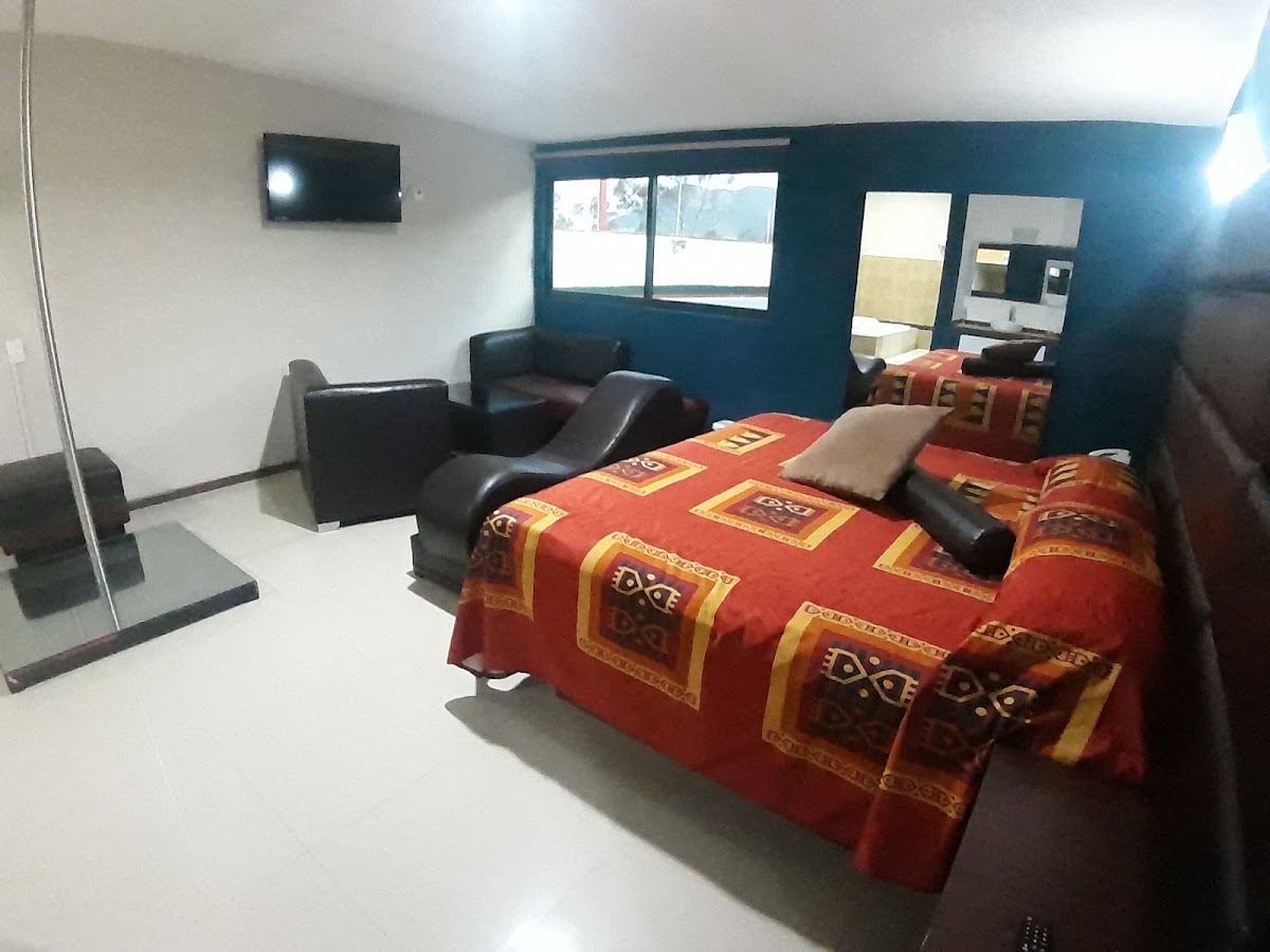 Auto - Hotel El Paraiso