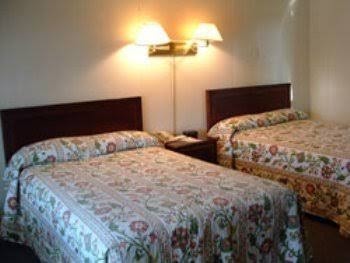 Sharon Country Inn photo 3
