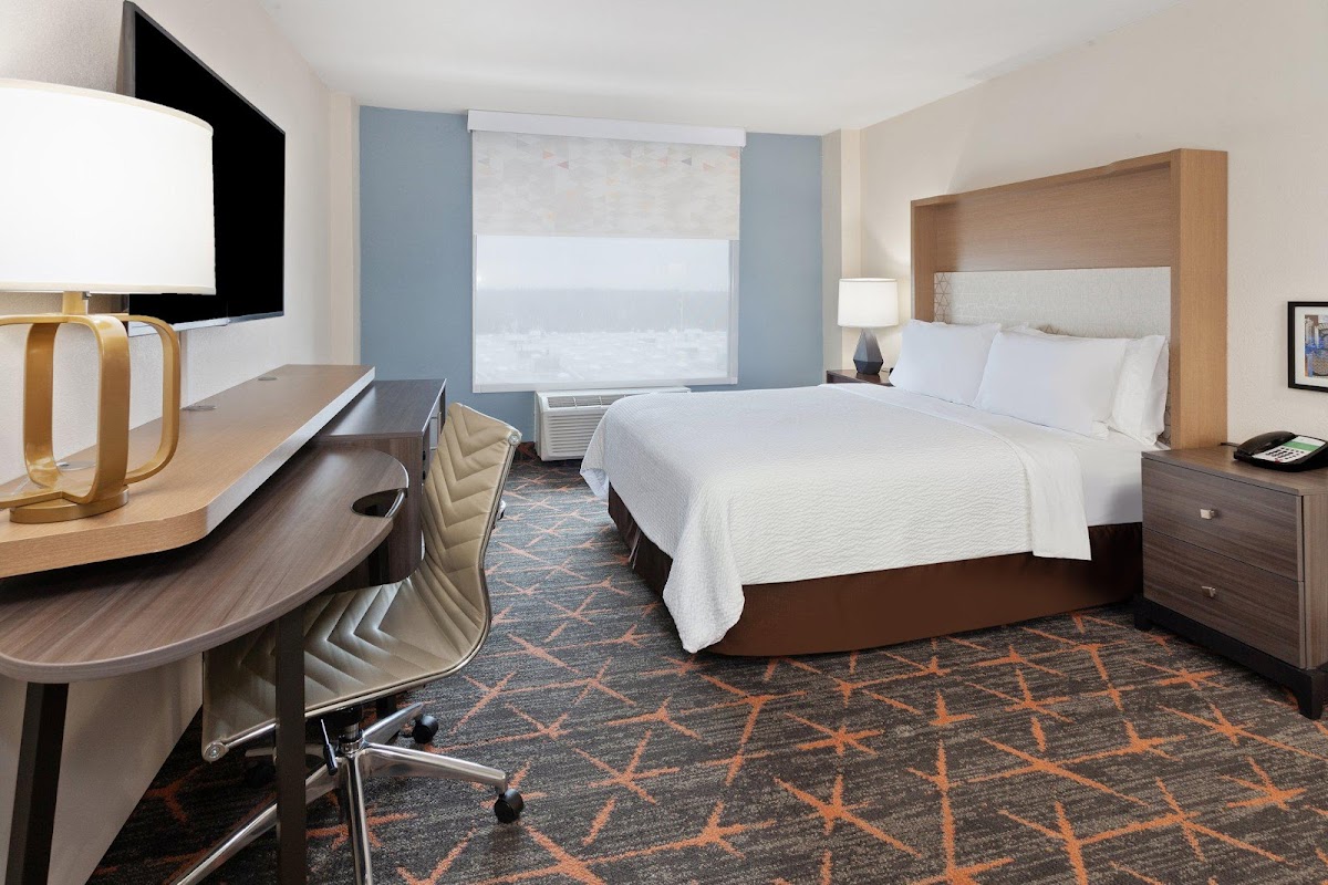 Holiday Inn Chicago Oakbrook by IHG photo 2