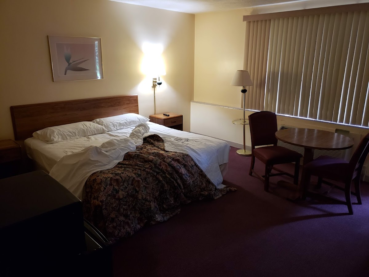 Allenwood Motel photo 2