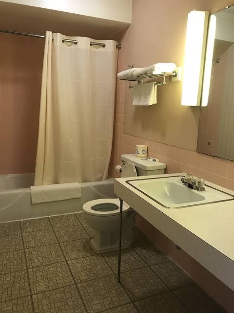 Allenwood Motel photo 3