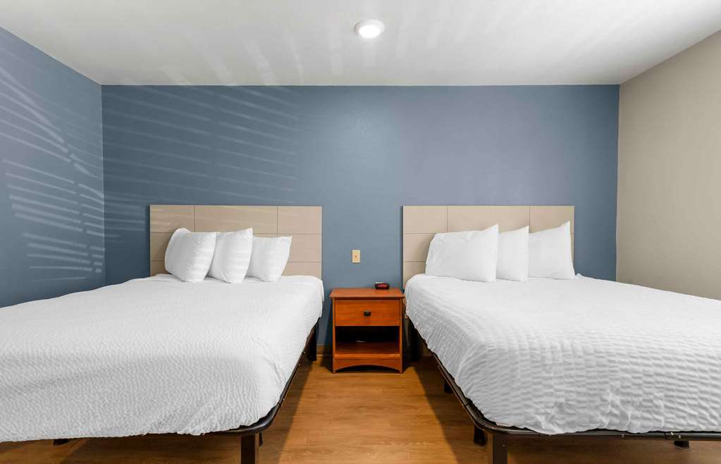 Extended Stay America Select Suites- Fayetteville - I-49 photo 2