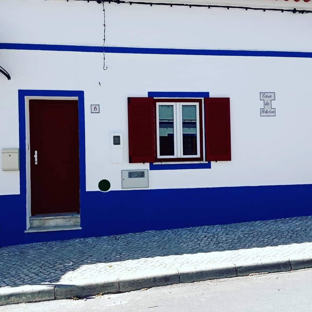 casa de porto covo Guest House