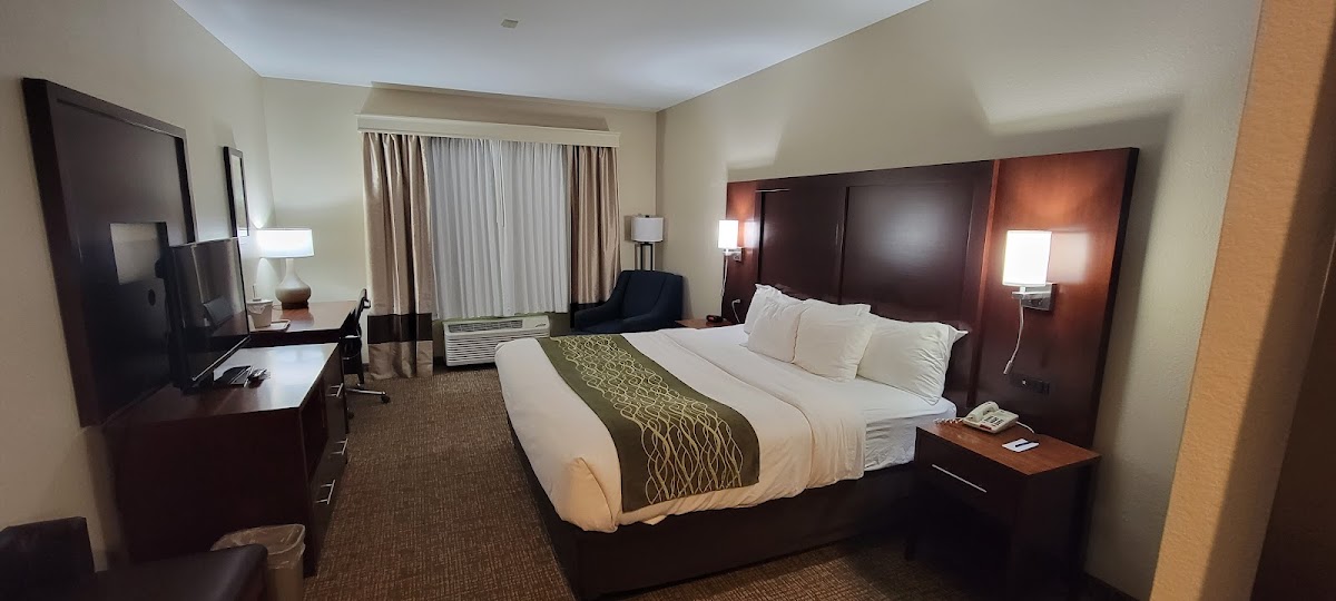 Comfort Inn & Suites Harrisonville photo 2