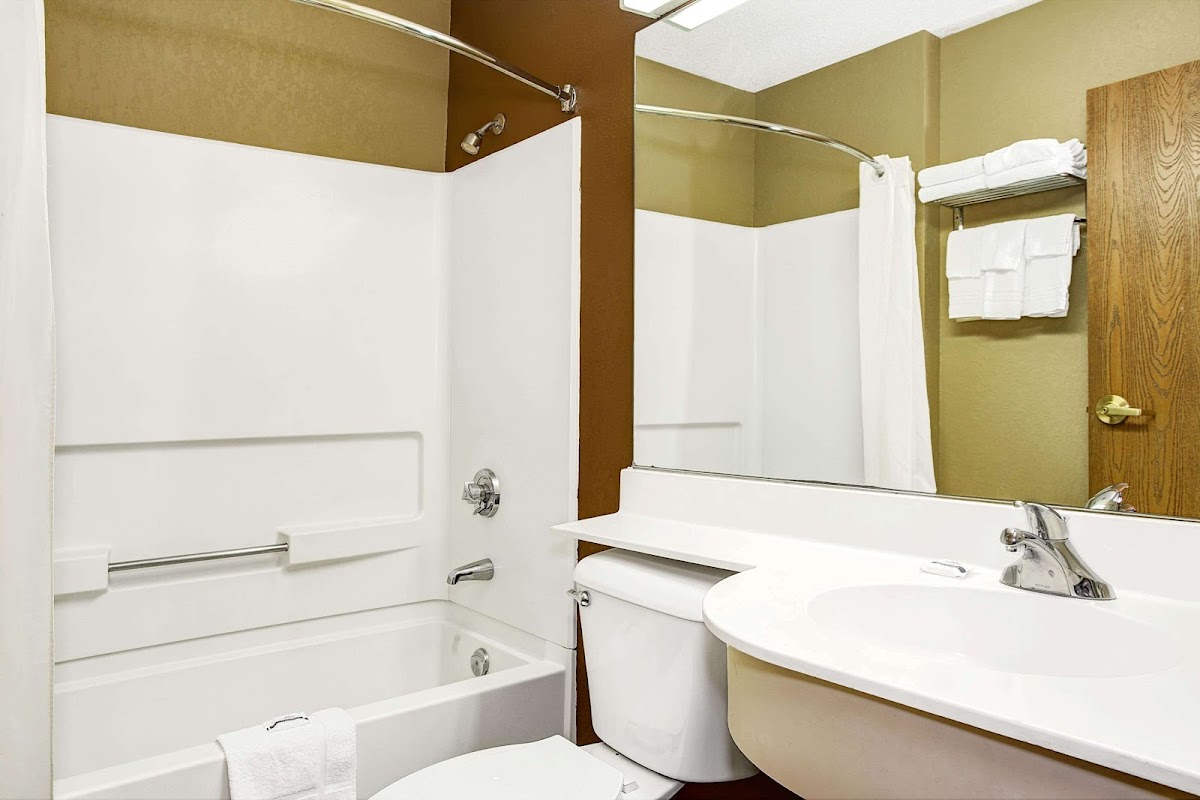 Microtel Inn & Suites by Wyndham Mason/Kings Island photo 3