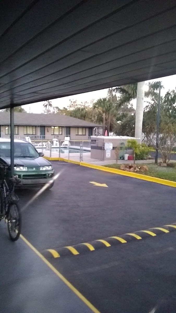 Blue Boy Motel photo 3