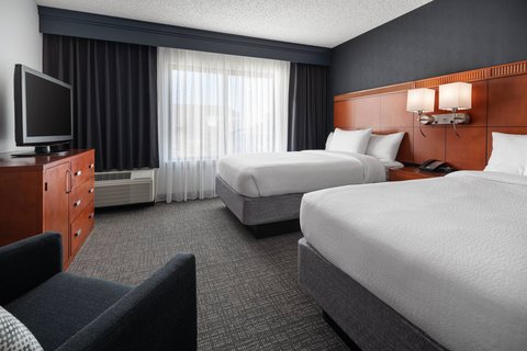 Courtyard by Marriott Sacramento Rancho Cordova photo 2