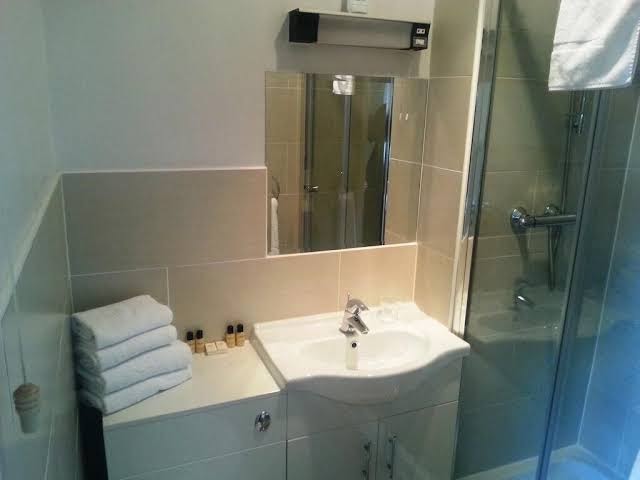 The Nyton Guest House photo 3
