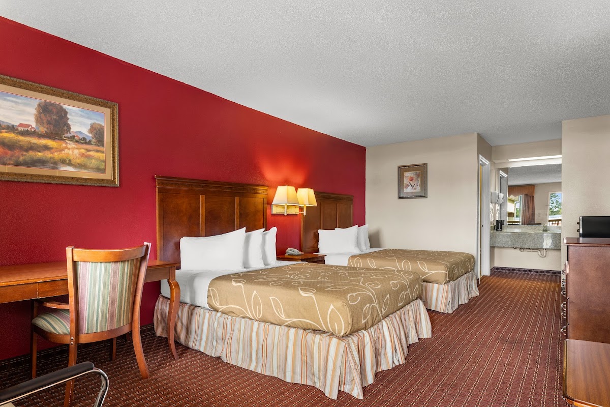 Americas Best Value Inn Montezuma photo 2