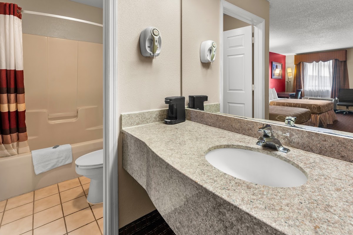 Americas Best Value Inn Montezuma photo 3