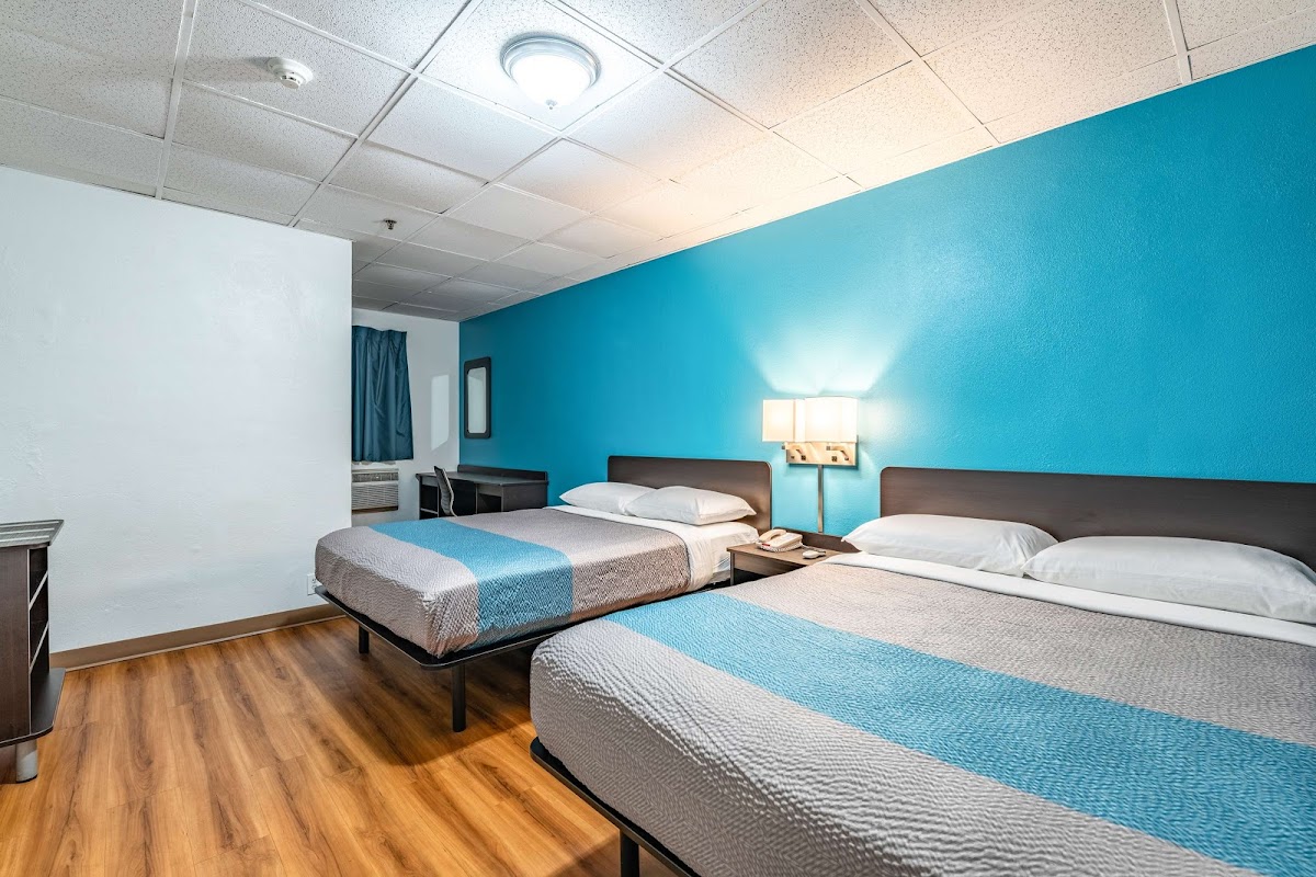 Motel 6 Elmsford, NY - White Plains photo 2