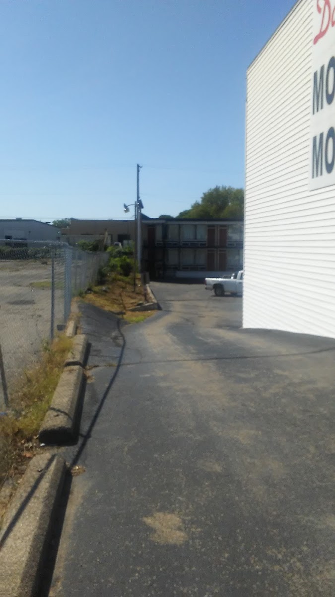 Dayton Motor Motel photo 3
