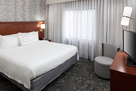 Courtyard by Marriott Miami at Dolphin Mall photo 2