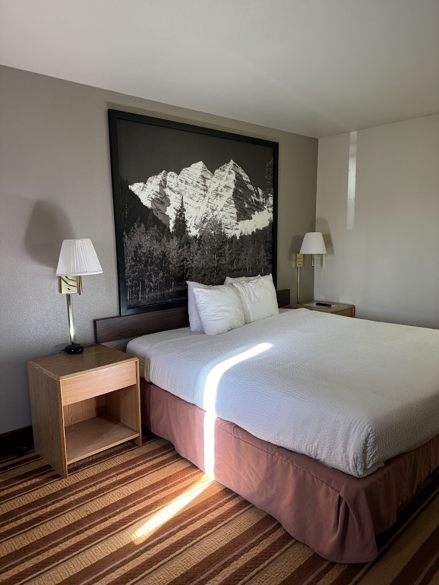 Super 8 by Wyndham Fruita photo 2