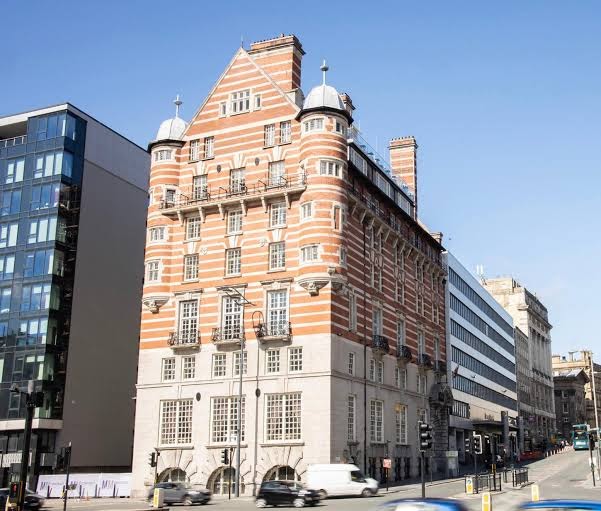 30 James Street Hotel