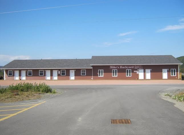 Du Drop Inn Motel & Cottage Suites