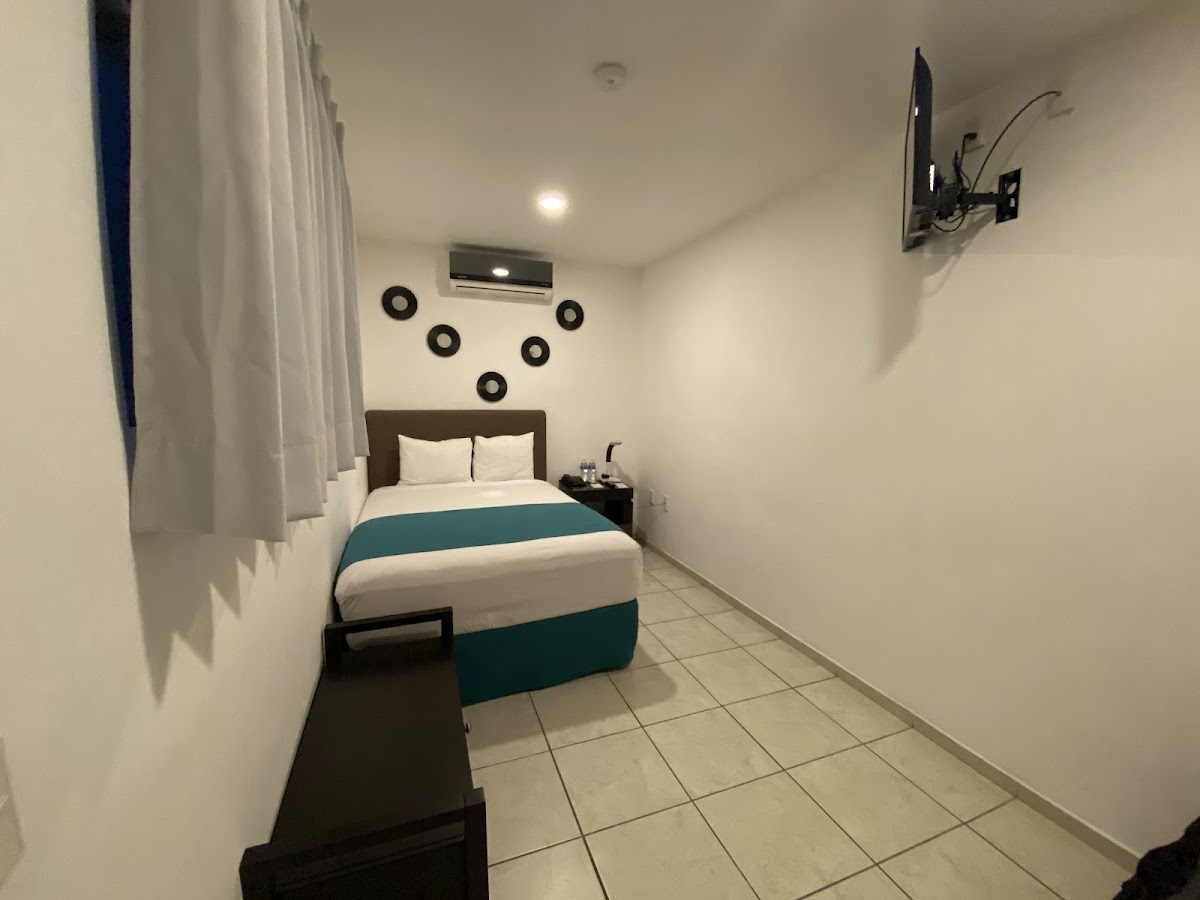 Container Inn Hotel Aeropuerto photo 2