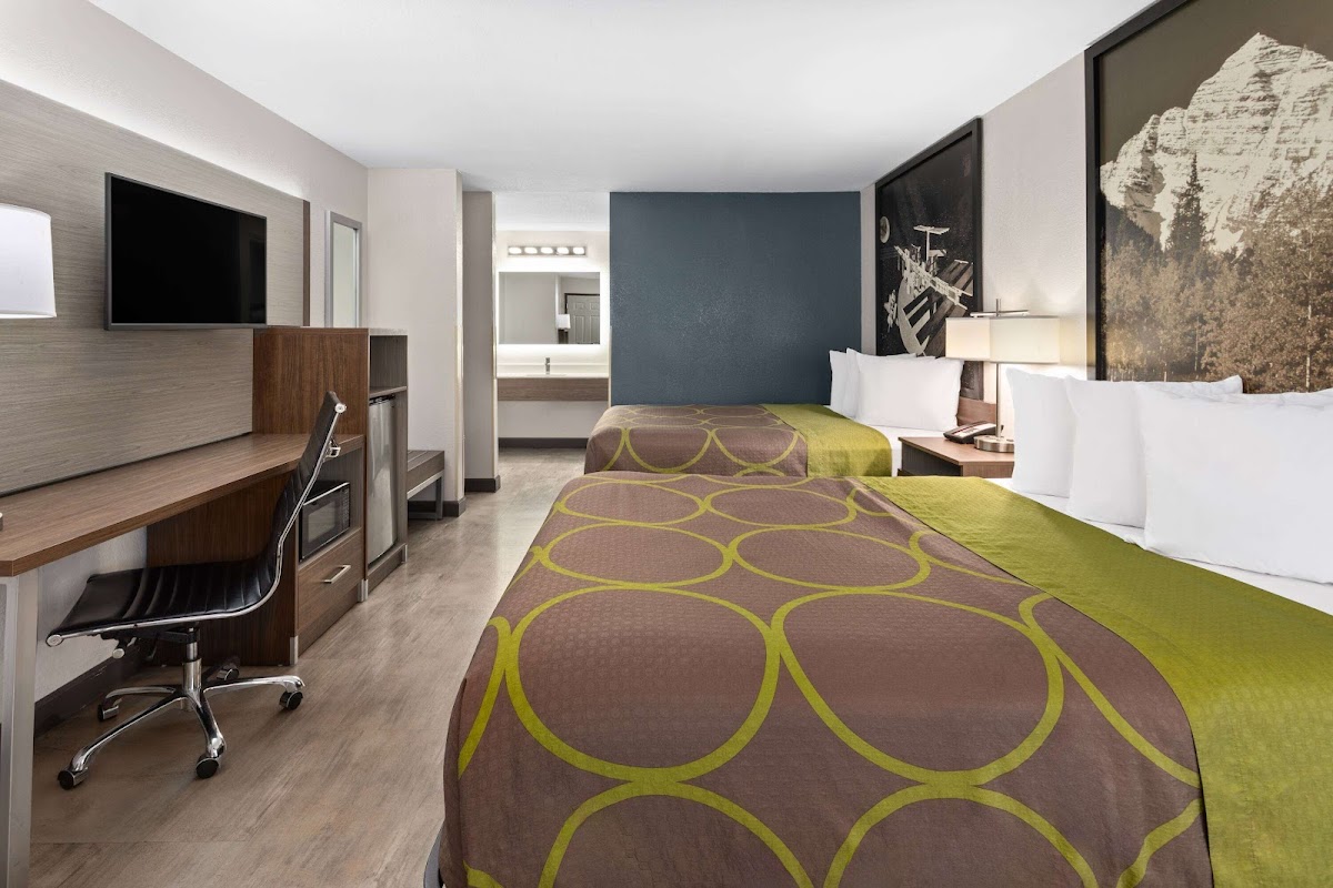 Super 8 by Wyndham Prattville Montgomery photo 2