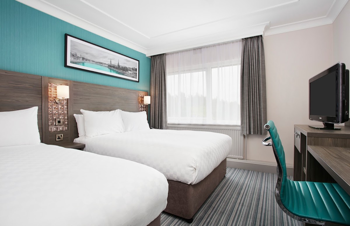 Leonardo Hotel Inverness photo 2