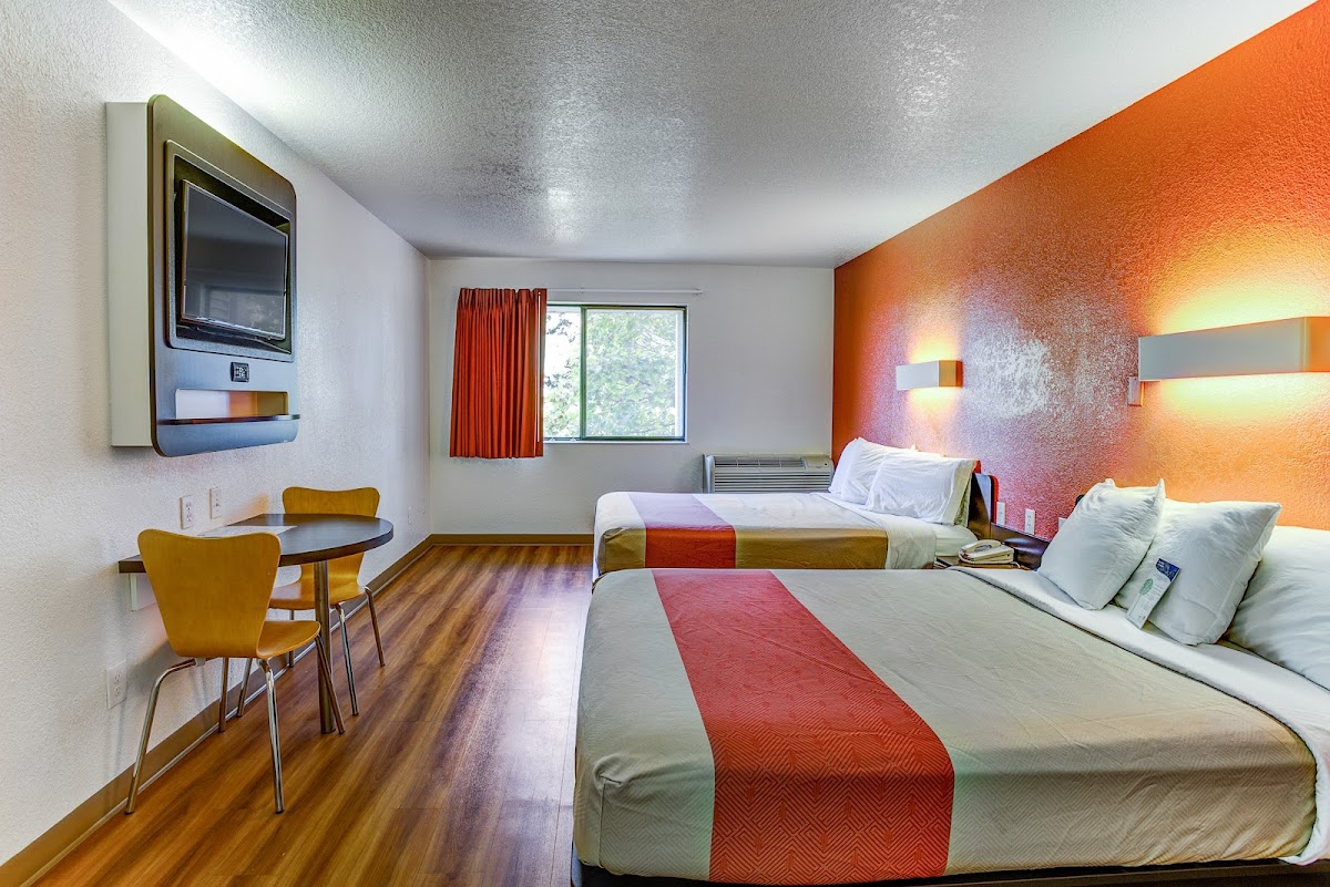 Motel 6 Portland, OR - Tigard West photo 2