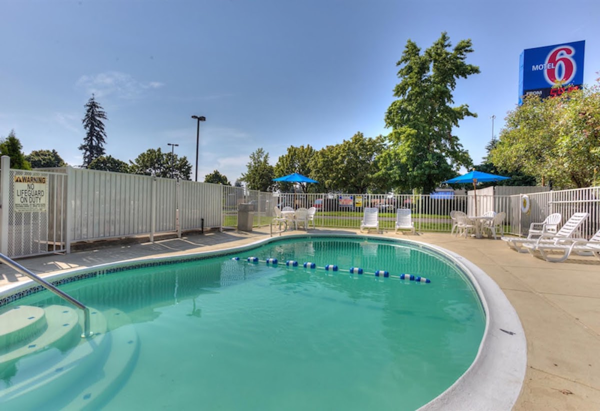 Motel 6 Portland, OR - Tigard West photo 3