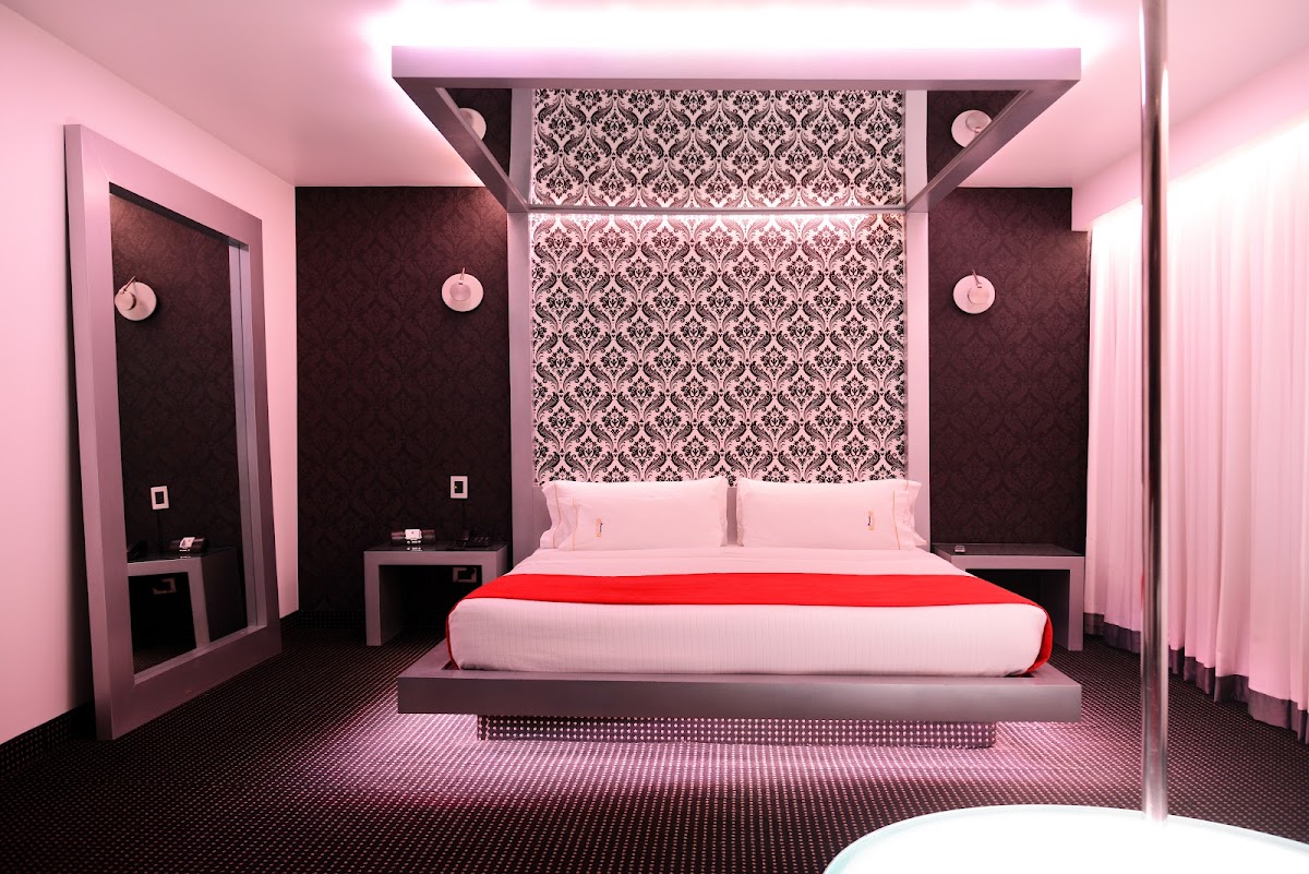 Premier Motel photo 2