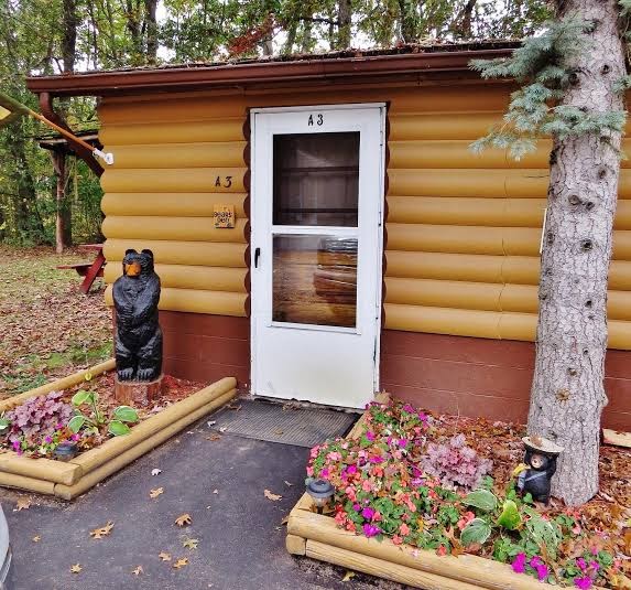 Alpine Motel & Cabins