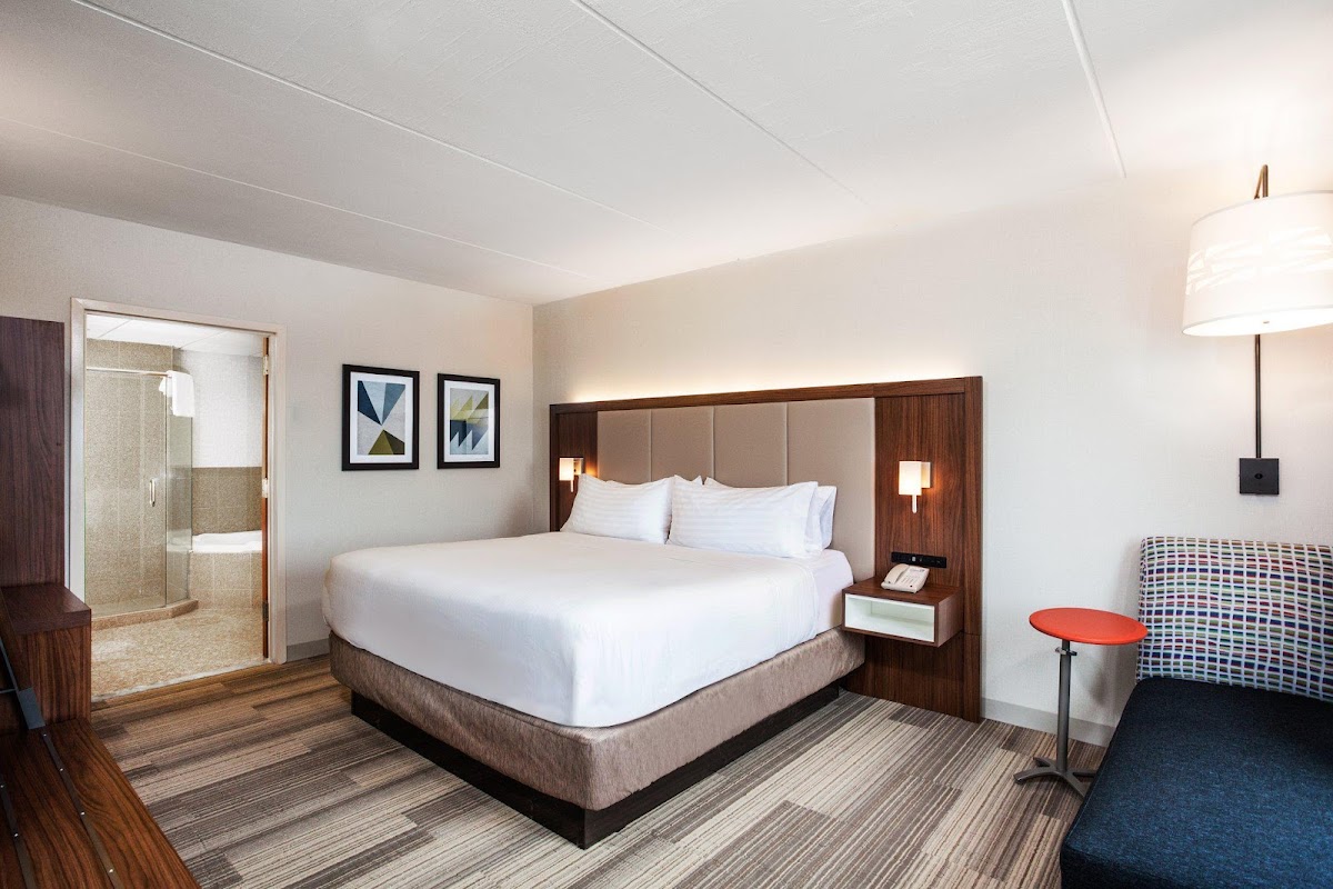 Holiday Inn Express Hauppauge-Long Island by IHG photo 2