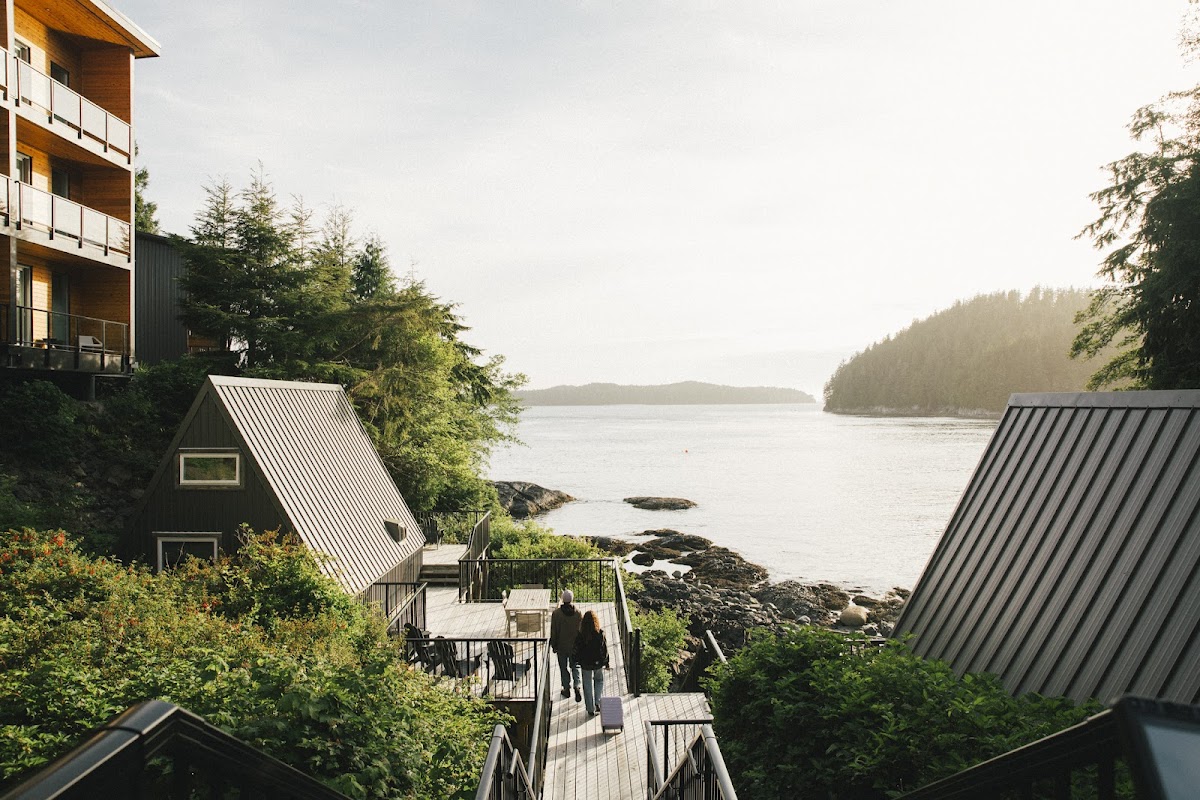 Duffin Cove Oceanfront Lodging