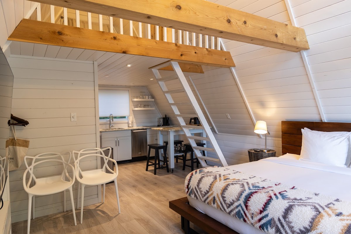 Duffin Cove Oceanfront Lodging photo 2