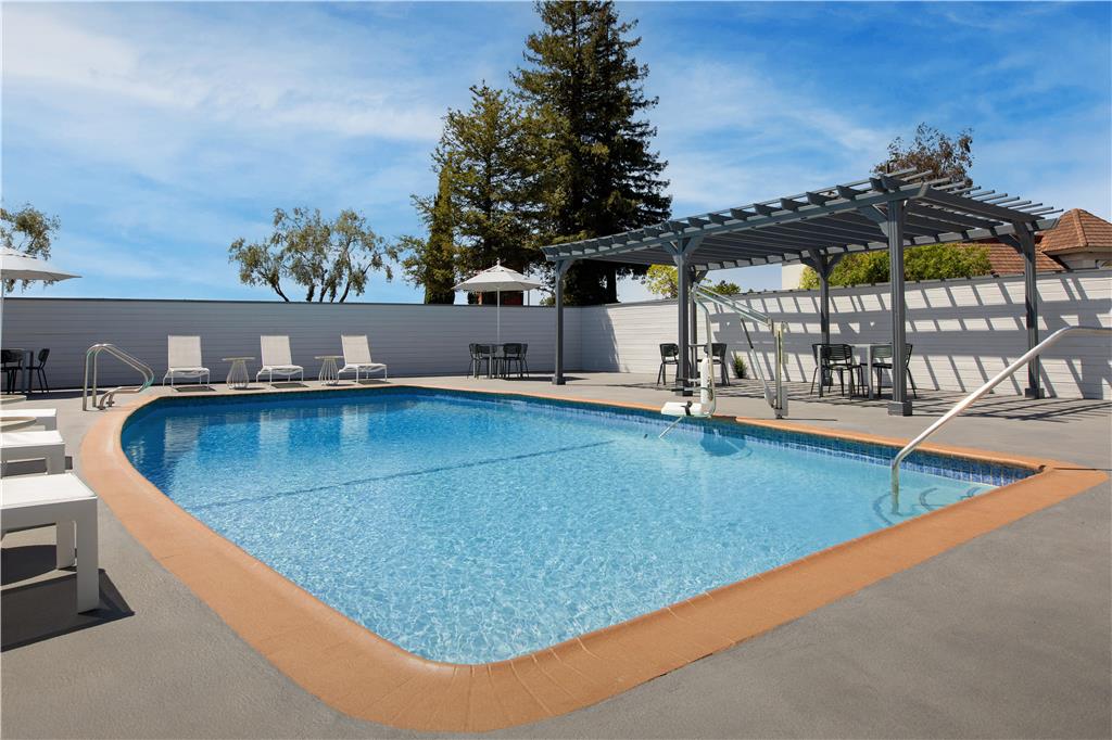 Spark by Hilton San Jose Airport photo 3