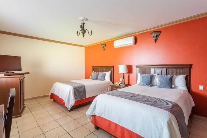 Hotel Angel Inn photo 2