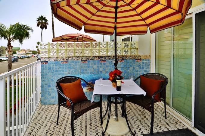 Little Inn By the Bay photo 3