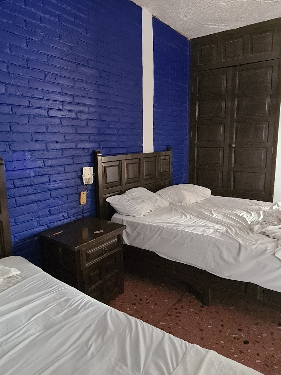 hotel lecarma inn photo 2