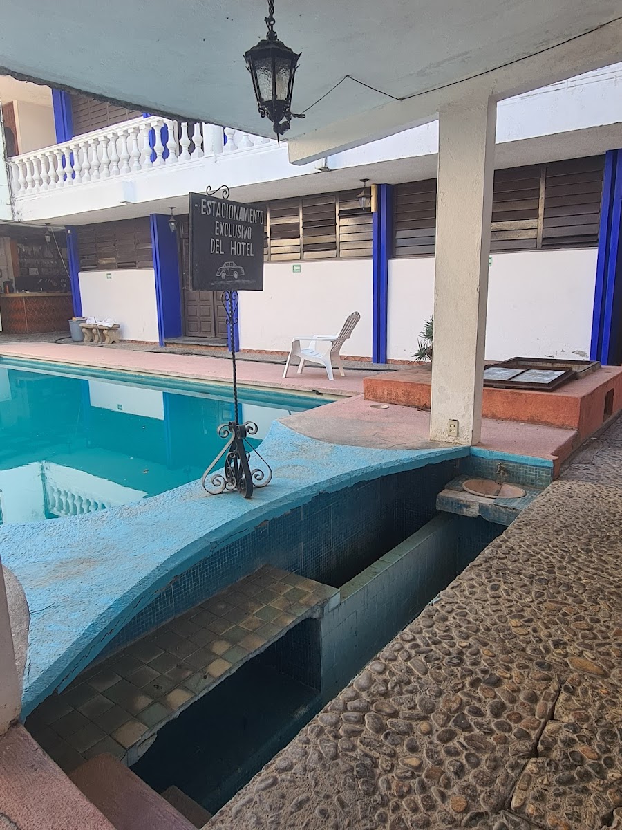 hotel lecarma inn photo 3