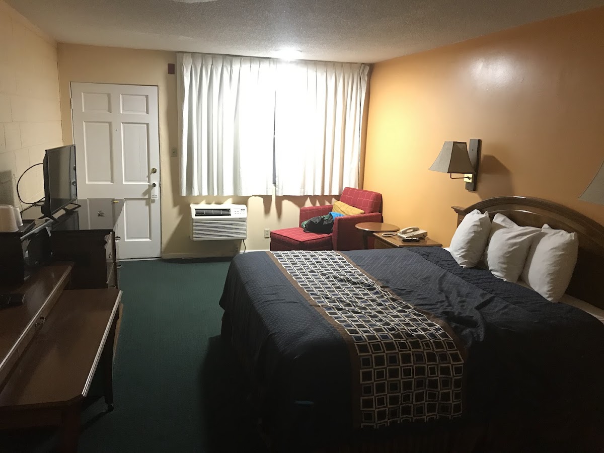Shasta Lodge photo 2