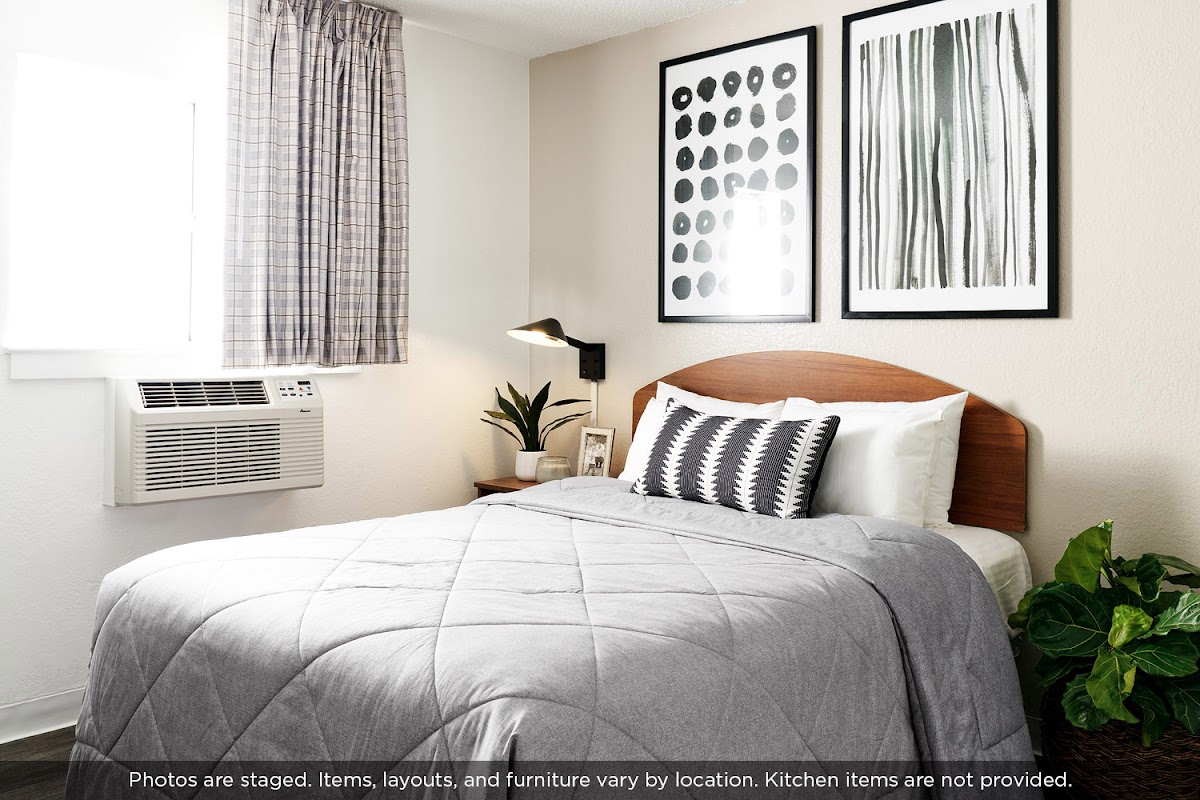 InTown Suites Extended Stay Salt Lake City UT - Midvale photo 3
