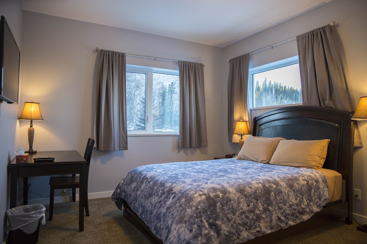 Midnight Sun Inn & Vacation Rentals photo 2