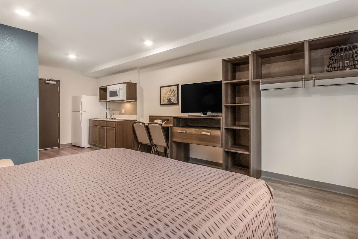 WoodSpring Suites Doral Miami Airport photo 2