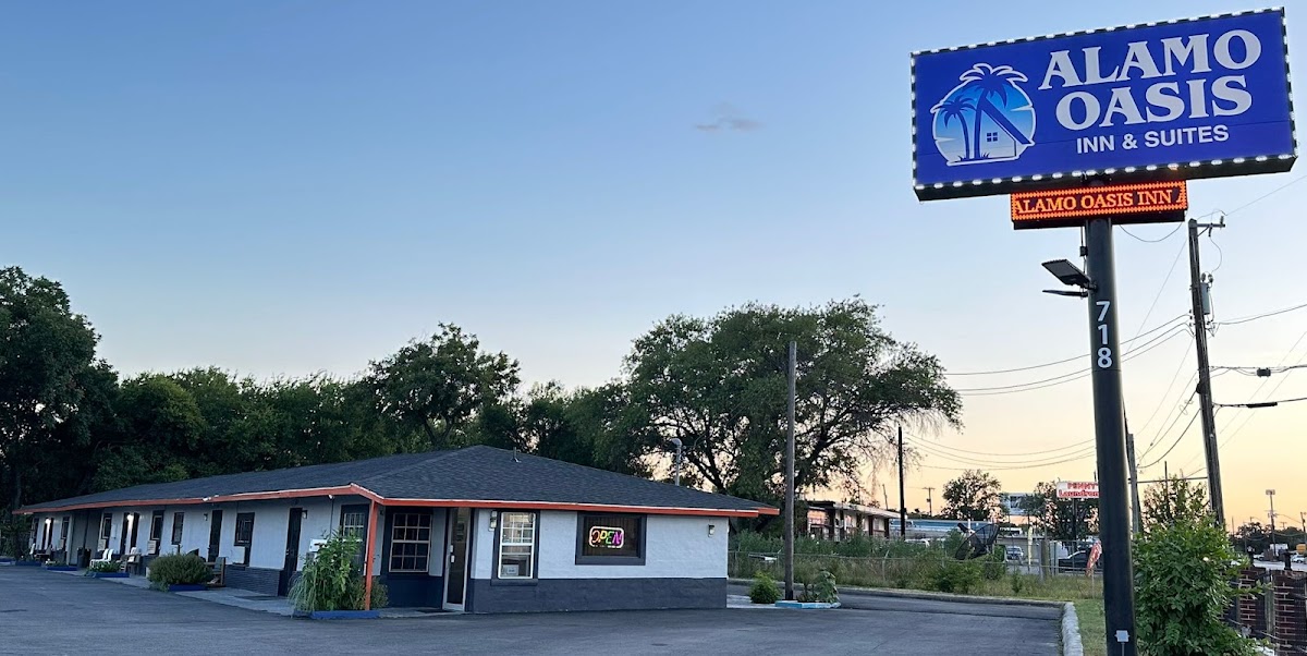 Alamo Oasis Inn and Suites By OYO San Antonio