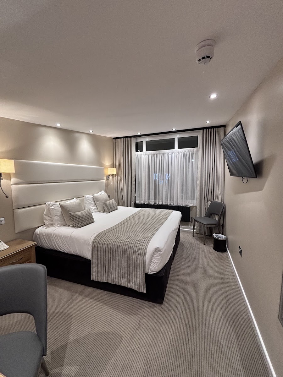 The Devon Hotel photo 2