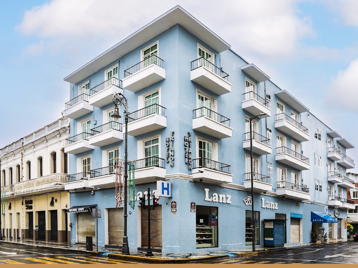 Hotel Trianon